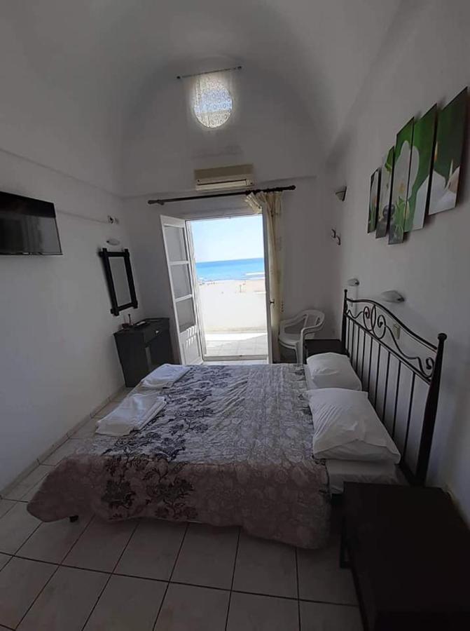 מונוליתוס Rooms To Let Rena מראה חיצוני תמונה